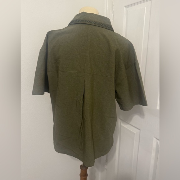 Nike Naomi Osaka Oversized Short-Sleeve Top Olive Green Button Up Tennis Size XS - Picture 2 of 12